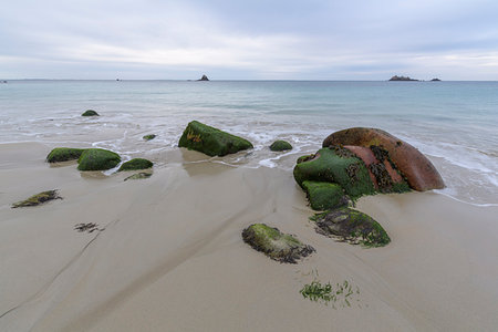 simsearch:632-05759883,k - Sandy beach with stones, Plage de Ruscumunoc, Plouarzel, Finistere, Brittany, France Stock Photo - Premium Royalty-Free, Code: 600-09245521