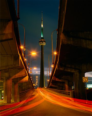 CN Tower and Gardiner Expressway At Dusk Toronto, Ontario, Canada Stock Photo - Premium Royalty-Free, Code: 600-00009716