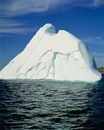 simsearch:700-00015498,k - Iceberg, Witless Bay Avalon Peninsula Newfoundland and Labrador, Canada Foto de stock - Sin royalties Premium, Código: 600-00011794