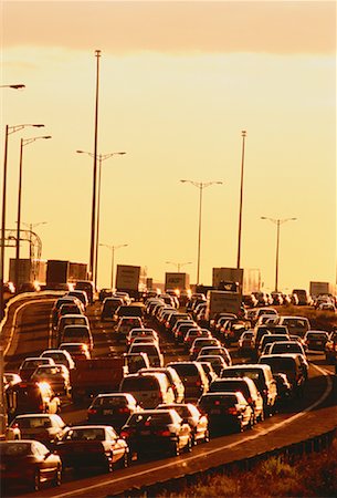 Traffic on Highway 401 at Sunset Toronto, Ontario, Canada Stock Photo - Premium Royalty-Free, Code: 600-00049685