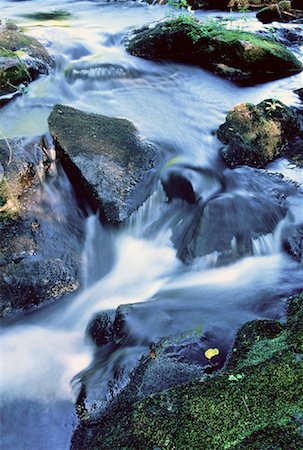 simsearch:700-00073991,k - Close-Up of Rocks and Water Klaxton Creek Haliburton, Ontario, Canada Stock Photo - Premium Royalty-Free, Code: 600-00040738
