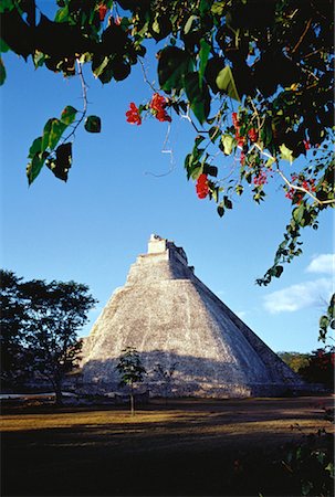 simsearch:700-00183783,k - Pyramid of the Magician Uxmal Ruins, Yucatan, Mexico Stock Photo - Premium Royalty-Free, Code: 600-00056567
