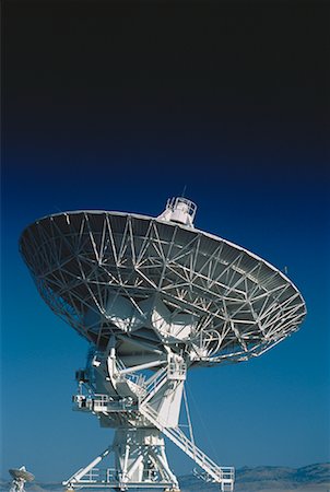 radio telescope - Close-Up of Radio Telescope New Mexico, USA Stock Photo - Premium Royalty-Free, Code: 600-00052880