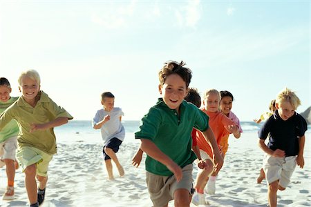 simsearch:700-00611099,k - Children Running on Beach Stock Photo - Premium Royalty-Free, Code: 600-00795678