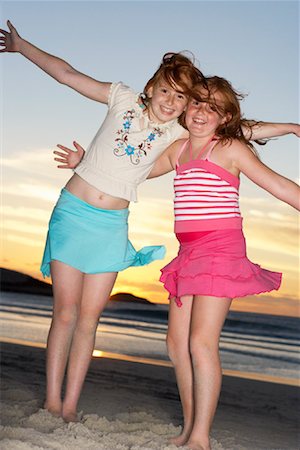 Girls on the Beach Stock Photo - Premium Royalty-Free, Code: 600-00796488
