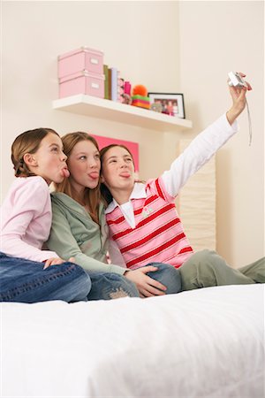 Girls Taking Self Portrait Stock Photo - Premium Royalty-Free, Code: 600-00866173