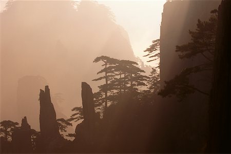 simsearch:700-02669459,k - Mount Huangshan, Anhui Province, China Stock Photo - Premium Royalty-Free, Code: 600-00911006