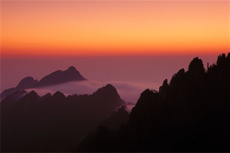 simsearch:700-02669459,k - Mount Huangshan, Anhui Province, China Stock Photo - Premium Royalty-Free, Code: 600-00911007