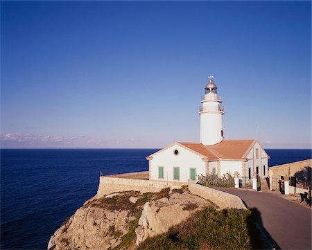 Lighthouse, Cala Ratjada, Mallorca, Spain Stock Photo - Premium Royalty-Free, Code: 600-00983341