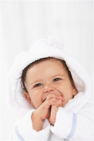 simsearch:600-01172751,k - Baby in Bathrobe Stock Photo - Premium Royalty-Free, Code: 600-01015348