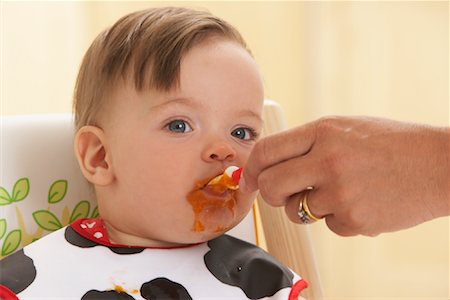 simsearch:700-02586125,k - Baby being Fed Stock Photo - Premium Royalty-Free, Code: 600-01015419