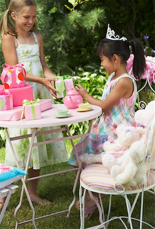 Girls at Birthday Party Stock Photo - Premium Royalty-Free, Code: 600-01041961