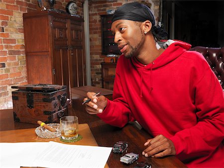 Hip Hop Artist Signing Contract Stock Photo - Premium Royalty-Free, Code: 600-01043295