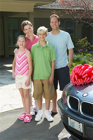 simsearch:600-01083008,k - Portrait of Family Stock Photo - Premium Royalty-Free, Code: 600-01083007