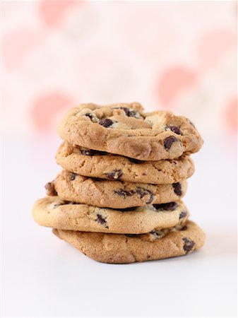 simsearch:600-02033679,k - Stack of Chocolate Chip Cookies Stock Photo - Premium Royalty-Free, Code: 600-01099994