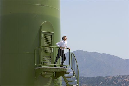 simsearch:600-01109952,k - Businessman on Platform of Wind Turbine Foto de stock - Sin royalties Premium, Código: 600-01109962