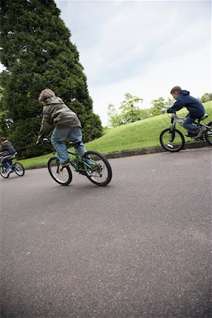 simsearch:600-01100083,k - Boys on Bicycles Stock Photo - Premium Royalty-Free, Code: 600-01100105