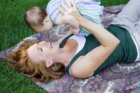 simsearch:600-03692097,k - Mother and Baby Outdoors Stock Photo - Premium Royalty-Free, Code: 600-01111610