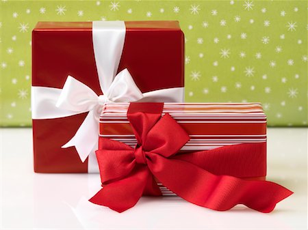 simsearch:600-02046034,k - Close-up of Presents Stock Photo - Premium Royalty-Free, Code: 600-01112547