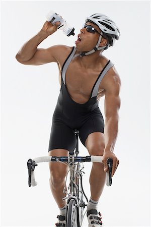 simsearch:400-04969467,k - Homme cyclisme Photographie de stock - Premium Libres de Droits, Code: 600-01124624