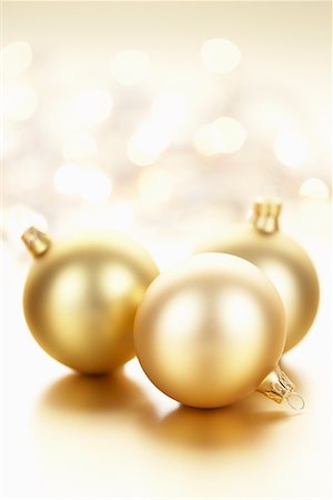 Christmas Ornaments Stock Photo - Premium Royalty-Free, Code: 600-01124632