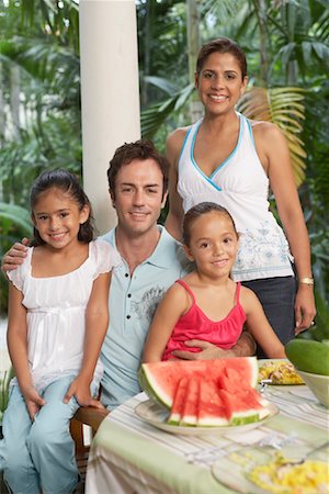 peruvian children - Family Portrait Stock Photo - Premium Royalty-Free, Code: 600-01123649