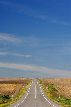 simsearch:600-03171596,k - Overview of Road through Fields, Andalucia, Spain Stock Photo - Premium Royalty-Free, Code: 600-01164508