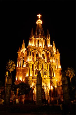 simsearch:600-02694280,k - La Parroquia at Night, San Miguel de Allende, Mexico Stock Photo - Premium Royalty-Free, Code: 600-01164872