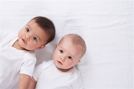 simsearch:600-01172751,k - Portrait of Two Babies Stock Photo - Premium Royalty-Free, Code: 600-01172774