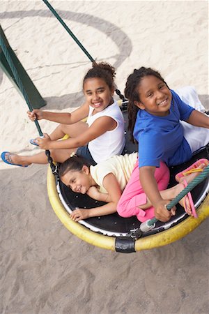 simsearch:700-00042541,k - Children on Swing Foto de stock - Sin royalties Premium, Código: 600-01173622