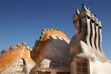 simsearch:700-01879711,k - Rooftop, Casa Batllo, Barcelona, Spain Stock Photo - Premium Royalty-Free, Code: 600-01196369