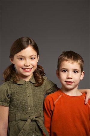 simsearch:700-01236595,k - Portrait of Brother and Sister Stock Photo - Premium Royalty-Free, Code: 600-01236617