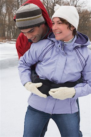 Couple Outdoors in Winter Foto de stock - Sin royalties Premium, Código: 600-01249378