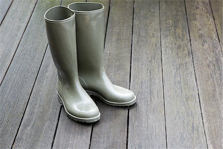 simsearch:700-00378081,k - Rubber Boots Photographie de stock - Premium Libres de Droits, Code: 600-01463914