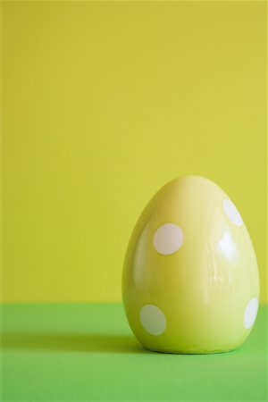 simsearch:600-07110444,k - Close-Up of Easter Egg Stock Photo - Premium Royalty-Free, Code: 600-01538995