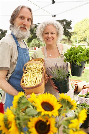 seniors harvest - Couple at Farmers Market Stock Photo - Premium Royalty-Free, Code: 600-01586336