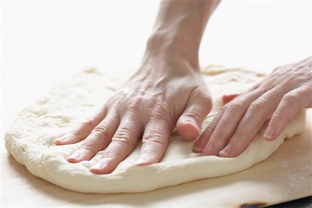 simsearch:649-06845217,k - Hands Kneading Dough Stock Photo - Premium Royalty-Free, Code: 600-01582170