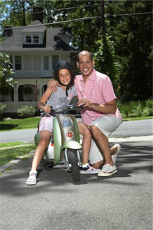 simsearch:600-01614238,k - Portrait of Father and Daughter with Scooter Stock Photo - Premium Royalty-Free, Code: 600-01614257