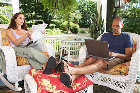 sole - Couple Relaxing on Porch Stock Photo - Premium Royalty-Free, Code: 600-01614299