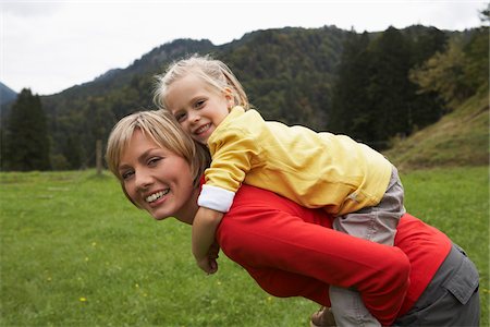 family hill - Portrait of Mother and Daughter Stock Photo - Premium Royalty-Free, Code: 600-01645020