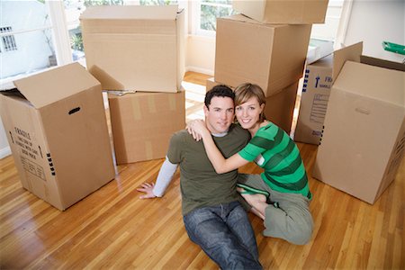 simsearch:600-01073479,k - Couple Moving Into New Home Stock Photo - Premium Royalty-Free, Code: 600-01694082