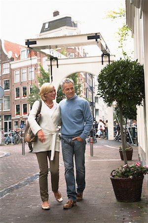 dutch ethnicity - Couple Outdoors, Amsterdam, Netherlands Stock Photo - Premium Royalty-Free, Code: 600-01716178