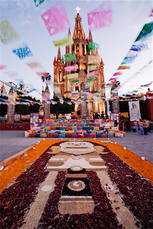 famous place of mexico places - La Parroquia During Day of the Dead, San Miguel de Allende, Mexico Stock Photo - Premium Royalty-Free, Code: 600-01717121