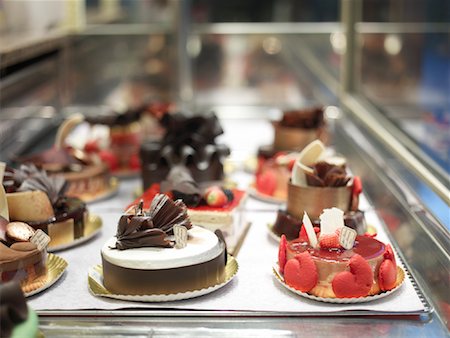 display case - Desserts in Bakery, France Stock Photo - Premium Royalty-Free, Code: 600-01755563