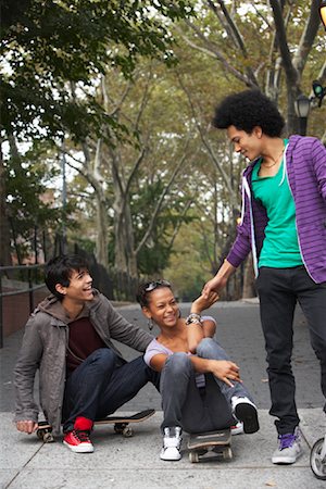 Teenagers Hanging Out Stock Photo - Premium Royalty-Free, Code: 600-01764048