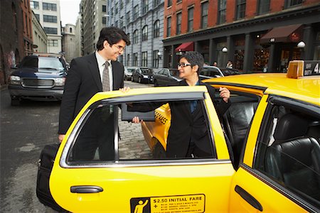 simsearch:700-00195311,k - Business People next to Taxi, New York City, New York, USA Foto de stock - Sin royalties Premium, Código: 600-01764171