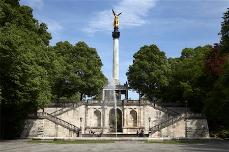 simsearch:700-03865654,k - Angel of Peace Statue, Munich, Germany Stock Photo - Premium Royalty-Free, Code: 600-01790162