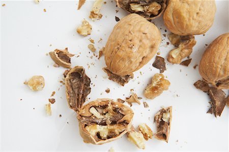 Walnuts Stock Photo - Premium Royalty-Free, Code: 600-01954681