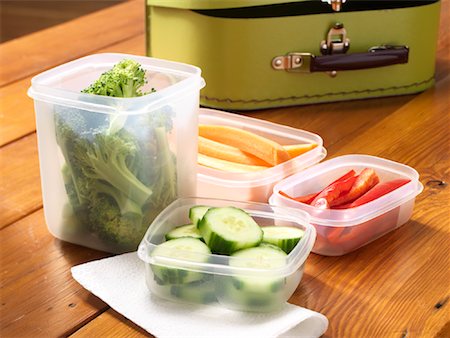 Cut Vegetables in Plastic Containers Stock Photo - Premium Royalty-Free, Code: 600-01955469