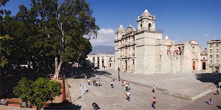 People on Street by Cathedral, Alameda Park, Oaxaca, Mexico Stock Photo - Premium Royalty-Free, Code: 600-02045940